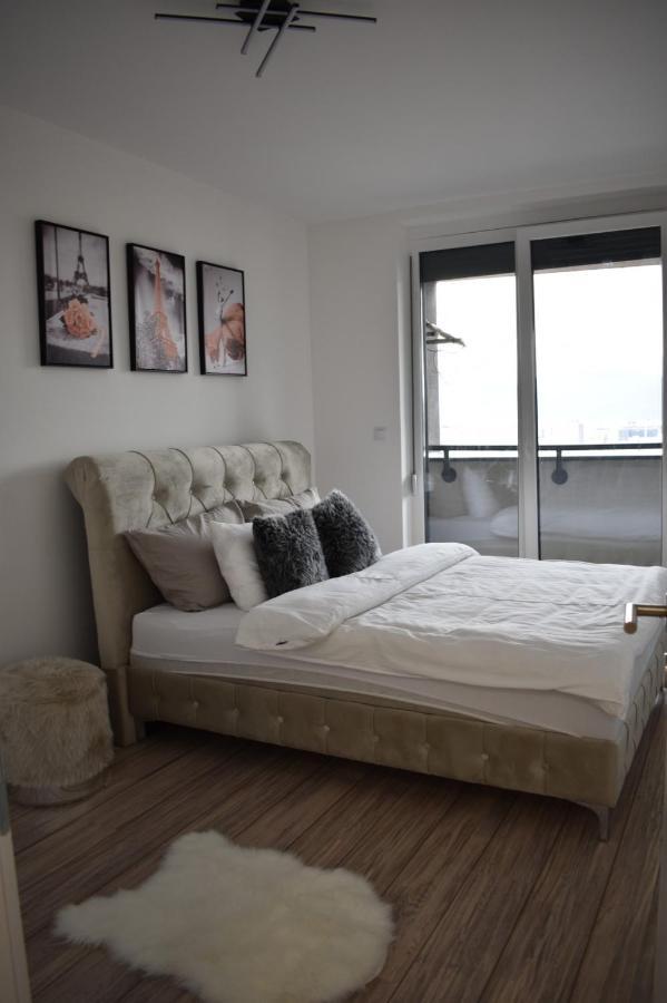 Ssazz Apartment Сараево Екстериор снимка
