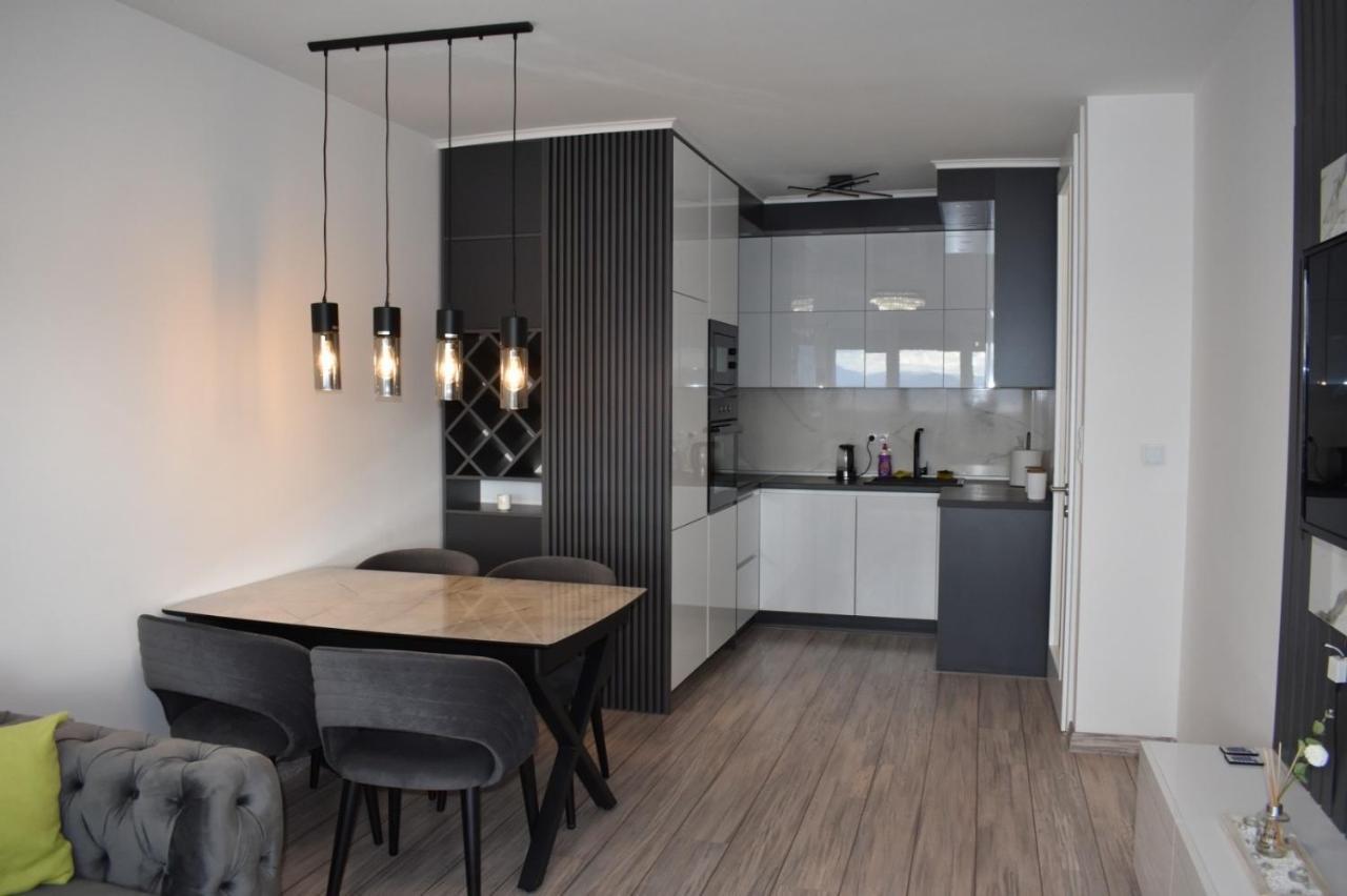 Ssazz Apartment Сараево Екстериор снимка